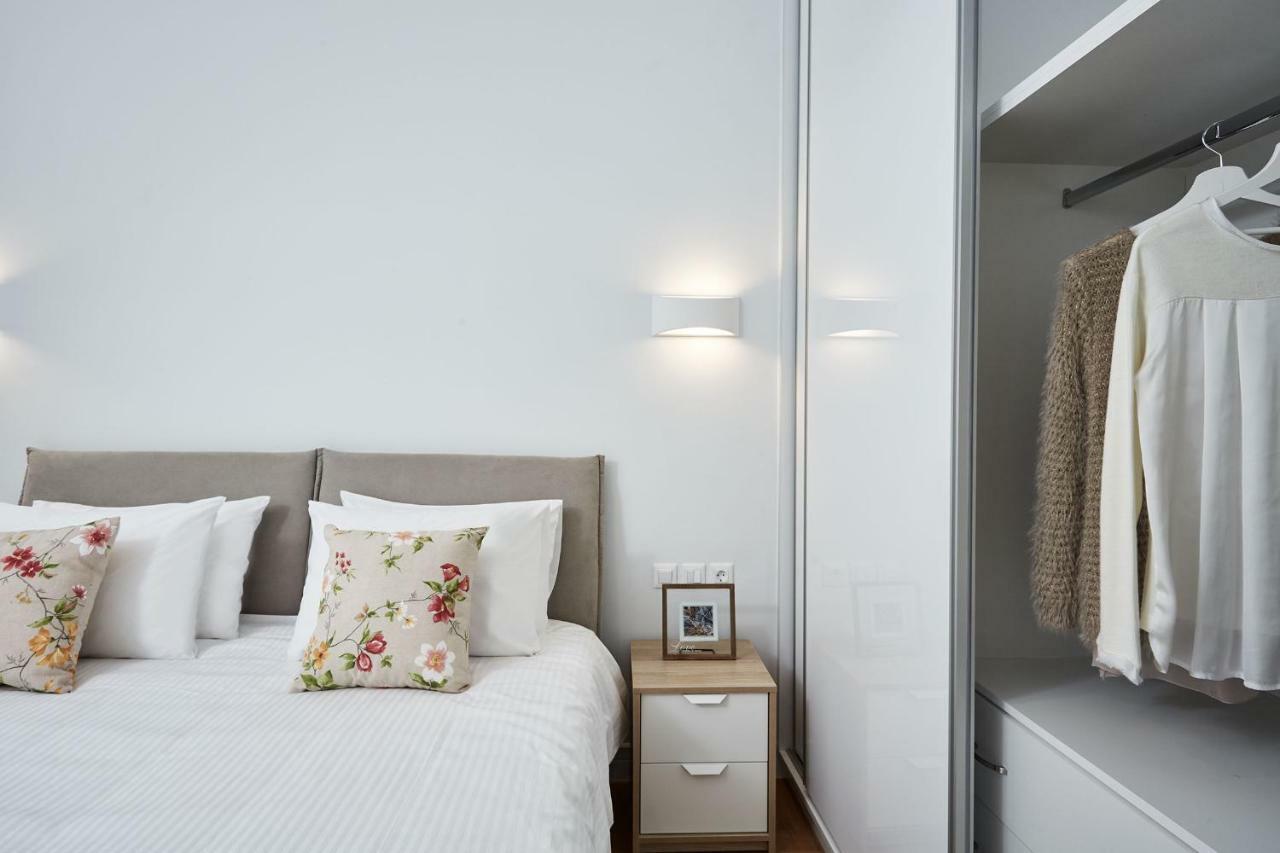 אתונה Luxurious Spacious Apt Next To Hilton Hotel מראה חיצוני תמונה