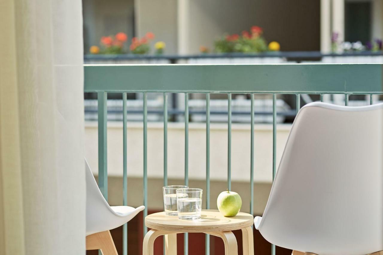 אתונה Luxurious Spacious Apt Next To Hilton Hotel מראה חיצוני תמונה