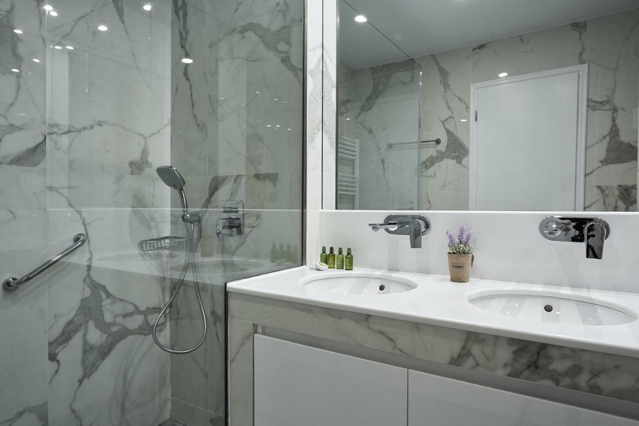 אתונה Luxurious Spacious Apt Next To Hilton Hotel מראה חיצוני תמונה